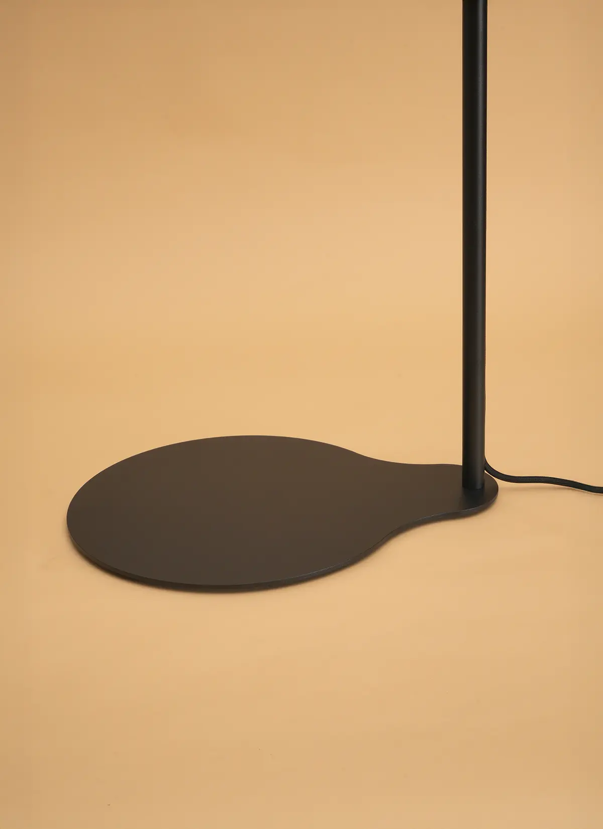 Aspect™ Grow Light with Stello™ Pendant Stand Set - Image 16