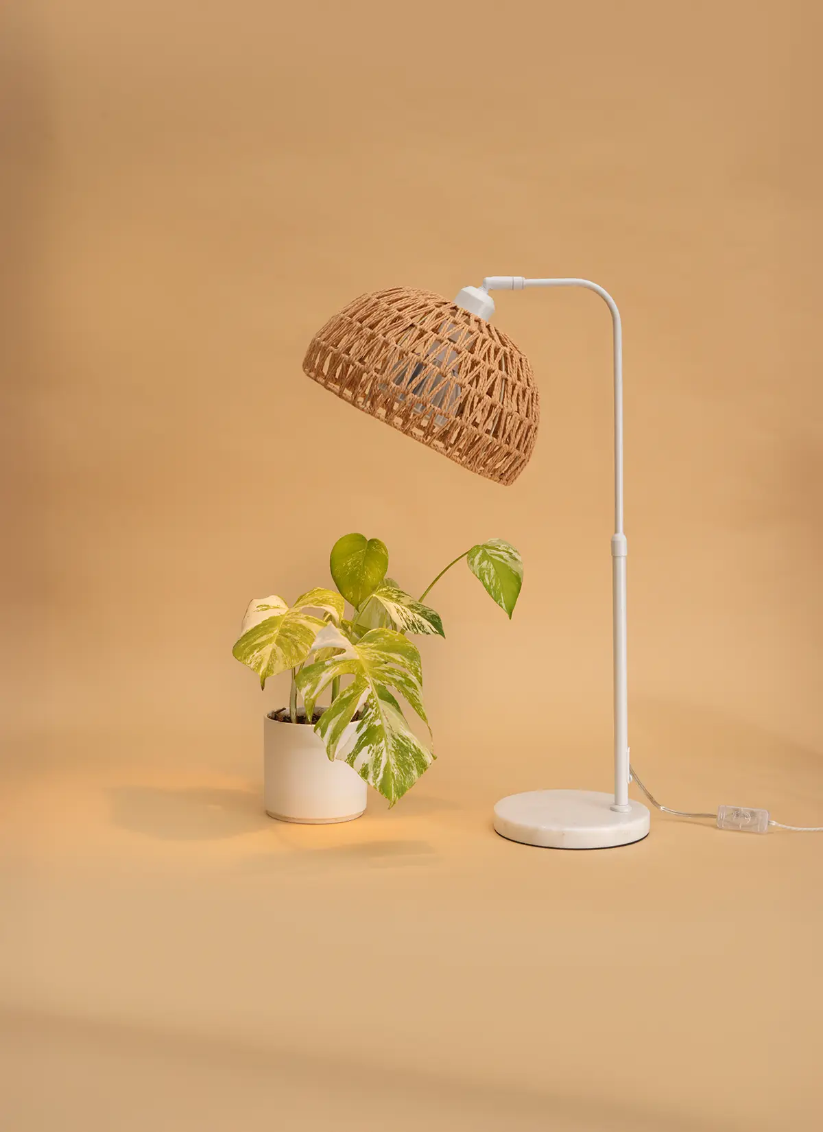 Fern™ Vita LED Grow Bulb Adjustable Tabletop Lampstand - Image 24