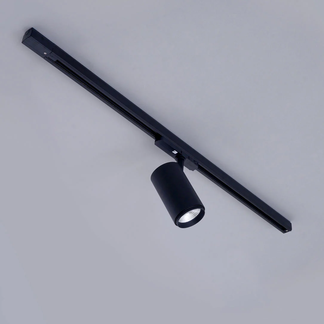 International Series Highland™ Track Light System - Image 10