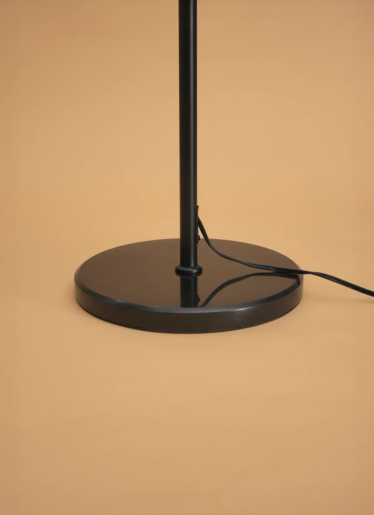 Willow™ Vita LED Grow Bulb Floor Lampstand - Image 5
