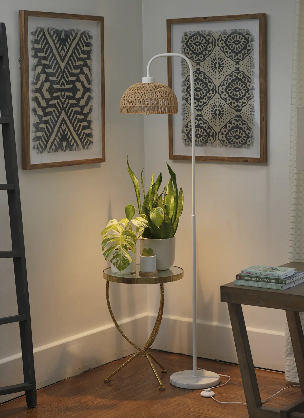 Willow™ Vita LED Grow Bulb Floor Lampstand - Image 9